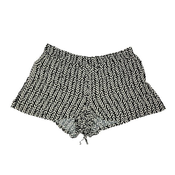 BeBop size large black and white shorts 100% Rayon - Picture 10 of 10